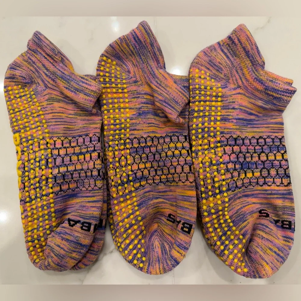 Bombas Women's Performance Gripper Honeycomb Ankle Socks Medium 3 Pairs 🔥 - Picture 2 of 4